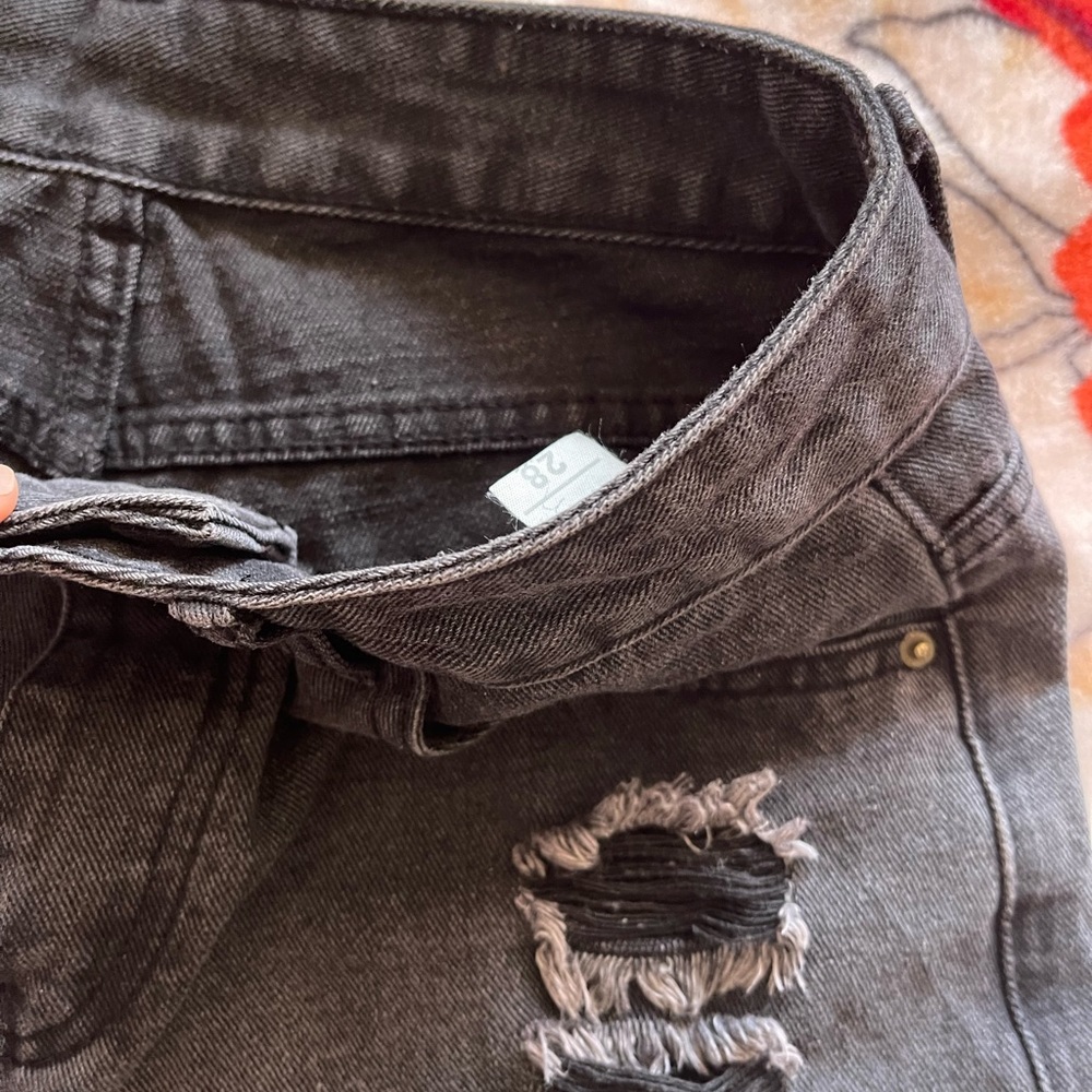 denim shorts - Picture 3 of 7
